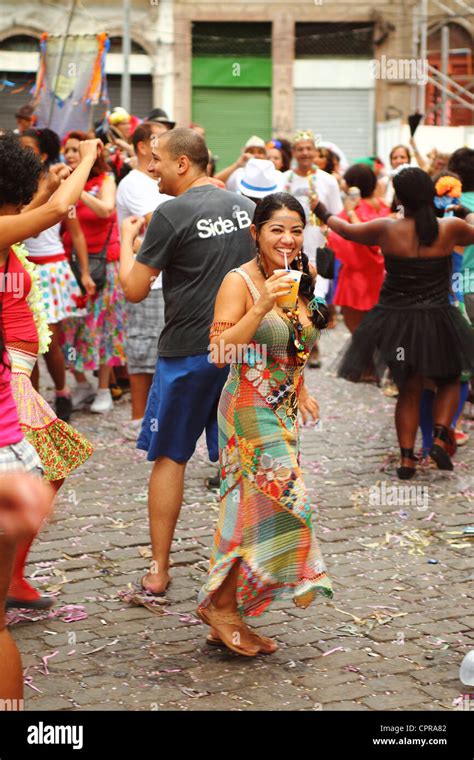 Dancing In Rio Betsul