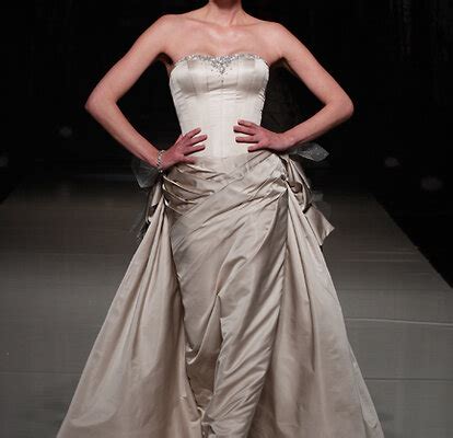 Ian Stuart Roleta Vestido De Noiva