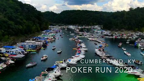 Lake Cumberland Poker Run Barco Naufragado