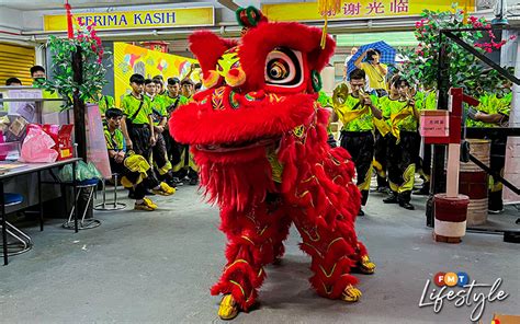 Lion Dance Red Tiger Betano